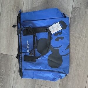 Blue Mickey Mouse Walt Disney World zipper travel bag